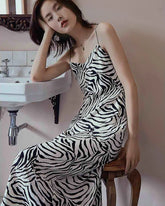 Robe en Soie à Bretelles Spaghetti Imprimé Zèbre